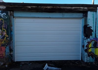 Garage Door Repair Contractor